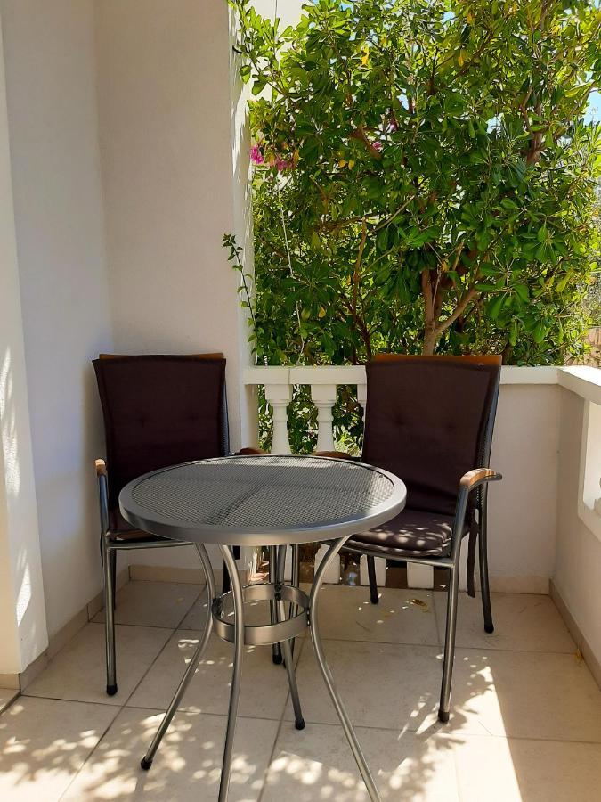 Apartments Stokic Rab Town Bagian luar foto