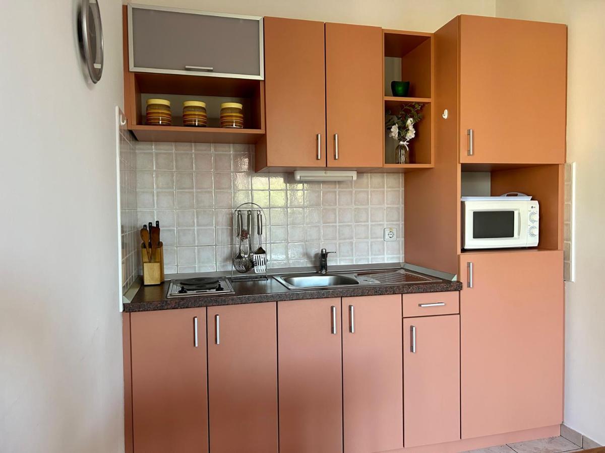 Apartments Stokic Rab Town Bagian luar foto